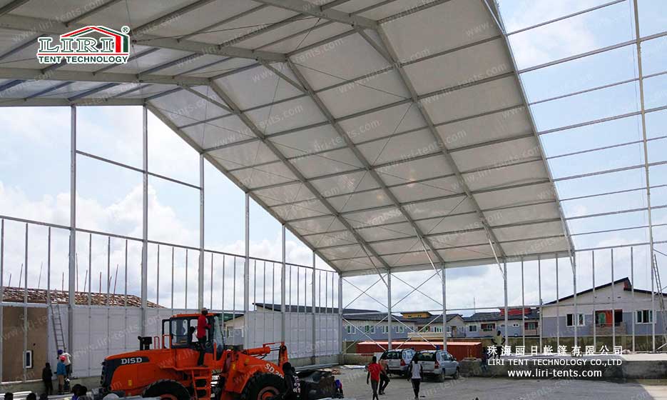 حل خيام الكنائس الذي يتسع لعشرة آلاف شخص من شركة Liri Tent